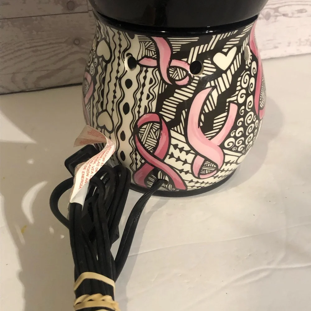 Scentsy decorative ceramic